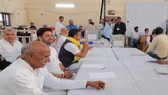 Assembly bypolls: BJP ahead in four seats, TRS in Munugode after initial rounds of counting