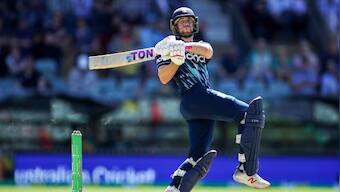 Australia vs England: Dawid Malan ton in vain as Aussies cruise to six-wicket victory in first ODI