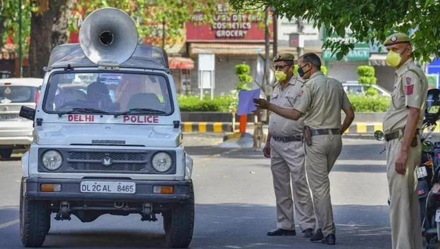 Delhi: Chinese woman among 2 arrested for extorting Rs 150 crore via loan apps Delhi: Chinese woman among 2 arrested for extorting Rs 150 crore via loan apps