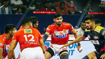 Pro Kabaddi League: Gujarat Giants beat Bengaluru Bulls 46-44; Tamil Thalaivas get the better of Puneri Paltan