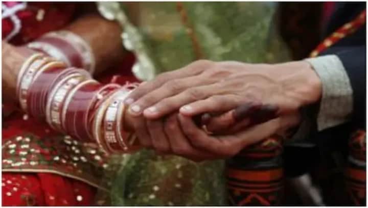 Maharashtra man marries twins. What do Hindu and Muslim marriage laws say?