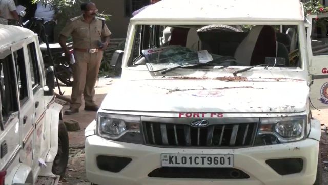 Kerala govt terms 'unacceptable' mob attack on police station; church seeks judicial probe Kerala govt terms 'unacceptable' mob attack on police station; church seeks judicial probe