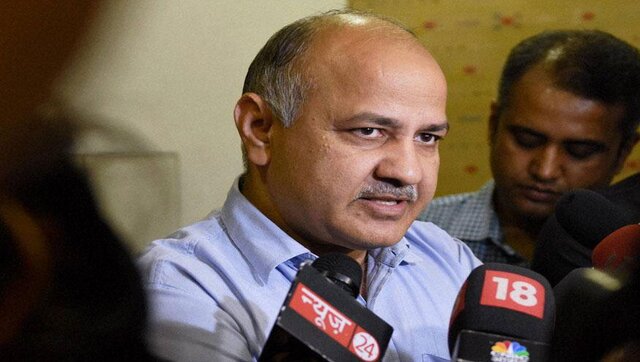 ED questions Manish Sisodia's PA for money laundering in Delhi excise policy case ED questions Manish Sisodia's PA for money laundering in Delhi excise policy case