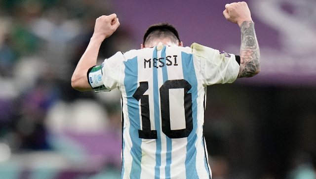 FIFA World Cup: Mexican boxer Canelo Alvarez threatens Lionel Messi over jersey 'insult' FIFA World Cup: Mexican boxer Canelo Alvarez threatens Lionel Messi over jersey 'insult'