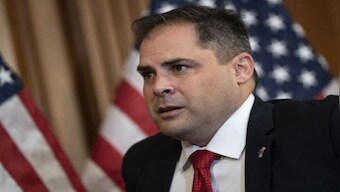 US House win by ex-combat pilot cements Republican control