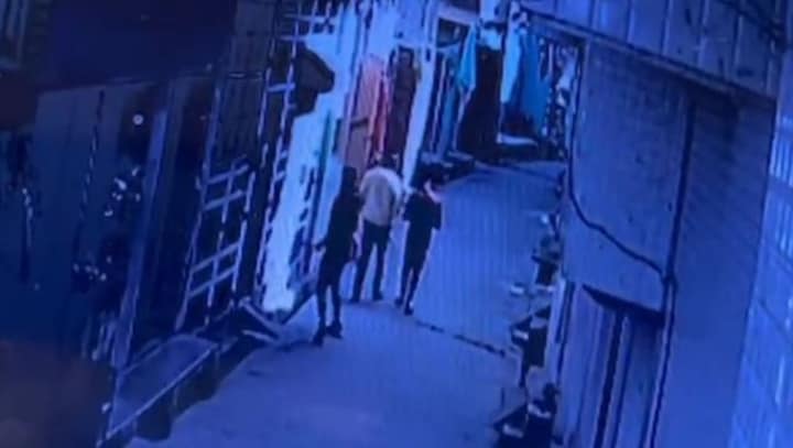 WATCH: Shooter in Uttar Pradesh's Moradabad guns down father of two; on the run