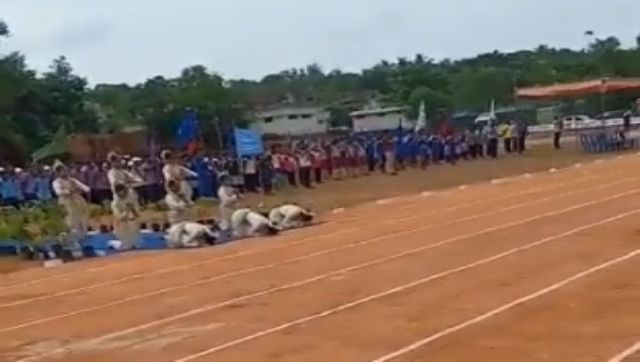 Watch: Karnataka school plays 'azan' at cultural event, apologises after Hindu outfits protest move Watch: Karnataka school plays 'azan' at cultural event, apologises after Hindu outfits protest move