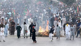 Pakistan: PTI protest against Imran Khan shooting rocks Rawalpindi
