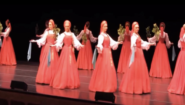 Watch: 'Floating' performance by Russian Berezka dancers stuns internet Watch: 'Floating' performance by Russian Berezka dancers stuns internet