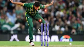 New Zealand vs Pakistan, T20 World Cup: Shadab Khan removes Devon Conway with a sharp direct hit, watch