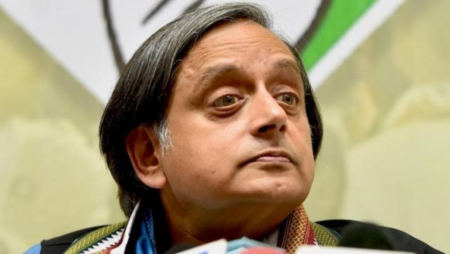 Man carries Oxford Dictionary to Shashi Tharoor's event in Nagaland; video goes viral Man carries Oxford Dictionary to Shashi Tharoor's event in Nagaland; video goes viral