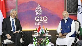 Singapore is an important pillar of India’s ‘Act East’ policy: PM Modi