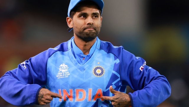 T20 World Cup: Suryakumar Yadav gestures towards 'India' on his jersey and interacts with fans, Watch video T20 World Cup: Suryakumar Yadav gestures towards 'India' on his jersey and interacts with fans, Watch video
