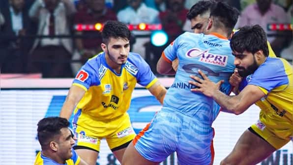 Pro Kabaddi League: Tamil Thalaivas beat Bengal Warriors 35-30 in a thriller
