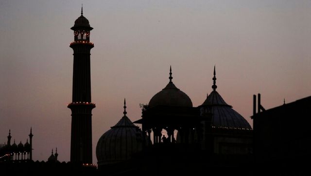 Mumbai: FIR against four Muslim clerics for hurting religious sentiments Mumbai: FIR against four Muslim clerics for hurting religious sentiments