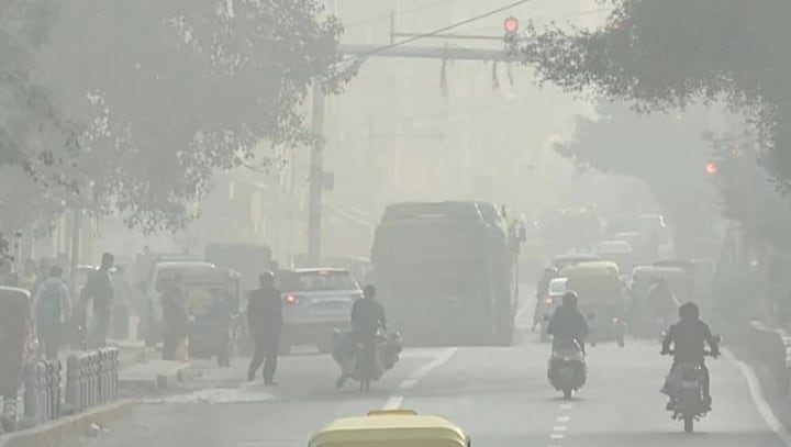 120 transport department teams are on ground to stop truck from entering Delhi