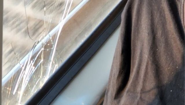 Stones pelted at Vande Bharat coach with Asaduddin Owaisi onboard, claims AIMIM leader Stones pelted at Vande Bharat coach with Asaduddin Owaisi onboard, claims AIMIM leader