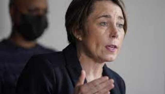 Maura Healey becomes US's first openly lesbian governor Maura Healey becomes US's first openly lesbian governor