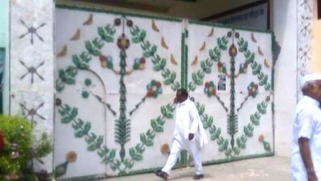 Baghpat: Ahead of Ram Rahim's stay, UP police increases security outside Dera Saccha Sauda Ashram Baghpat: Ahead of Ram Rahim's stay, UP police increases security outside Dera Saccha Sauda Ashram