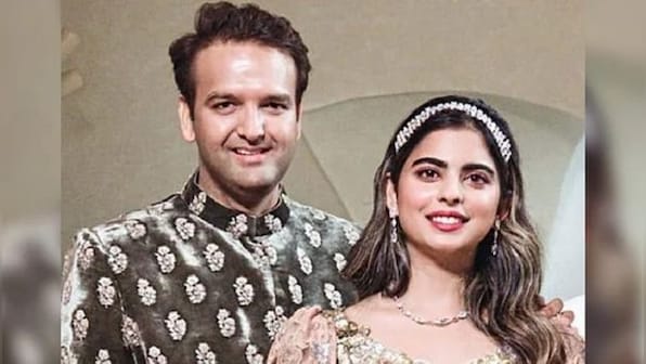 Isha Ambani, Anand Piramal blessed with twins