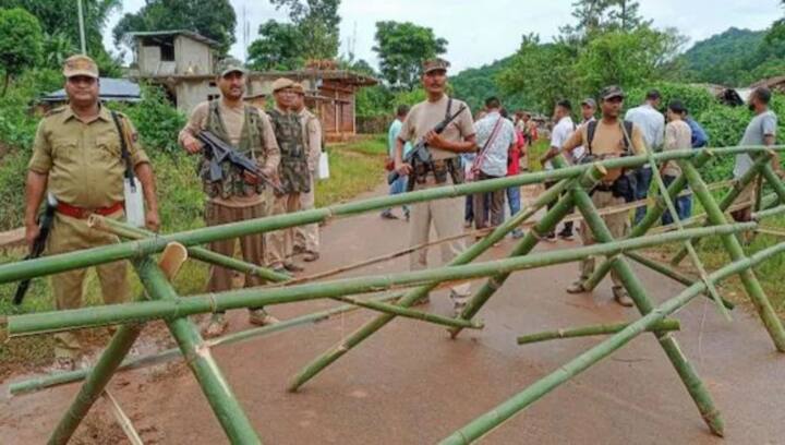 Post Assam-Meghalaya border row, protesters burn effigies of Amit Shah, CM Sangma in Shillong