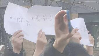 China COVID protests: Why demonstrators are holding up papers with a physics equation