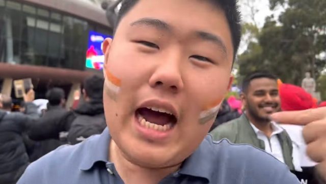 Watch: Virat Kohli's Hindi-speaking Chinese fan cheers for him in Adelaide Watch: Virat Kohli's Hindi-speaking Chinese fan cheers for him in Adelaide