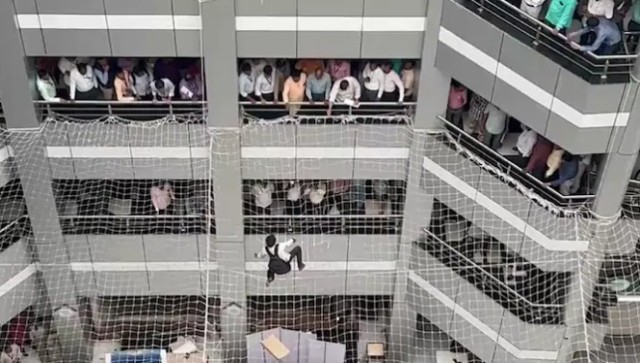 Maharashtra: 43-year-old man jumps off Mantralaya's 6th floor to seek impartial probe into girlfriend’s death Maharashtra: 43-year-old man jumps off Mantralaya's 6th floor to seek impartial probe into girlfriend’s death