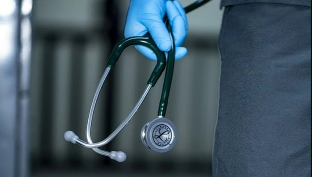 Noida: FIR against 5 hospital doctors over negligence leading to death of COVID-19 patient Noida: FIR against 5 hospital doctors over negligence leading to death of COVID-19 patient