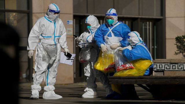 In ‘Zero-Covid’ China, you can’t even peep outside your window, else THIS happens! In ‘Zero-Covid’ China, you can’t even peep outside your window, else THIS happens!