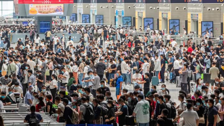 Coronavirus Pandemic: China's iPhone production declines as Covid-19 outbreak hits factory