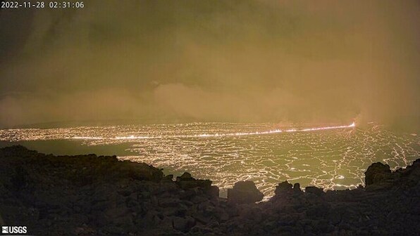 WATCH: World's largest active volcano Mauna Loa erupts in Hawaii