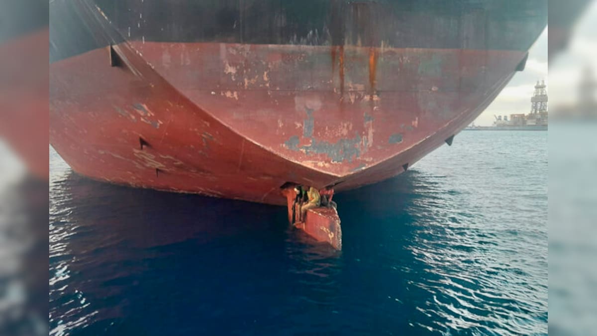 Nigerian stowaways found on ship's rudder in Canary Islands