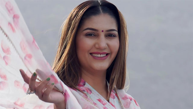 Court frames charges against famous dancer Sapna Choudhary and four others in cheating case Court frames charges against famous dancer Sapna Choudhary and four others in cheating case