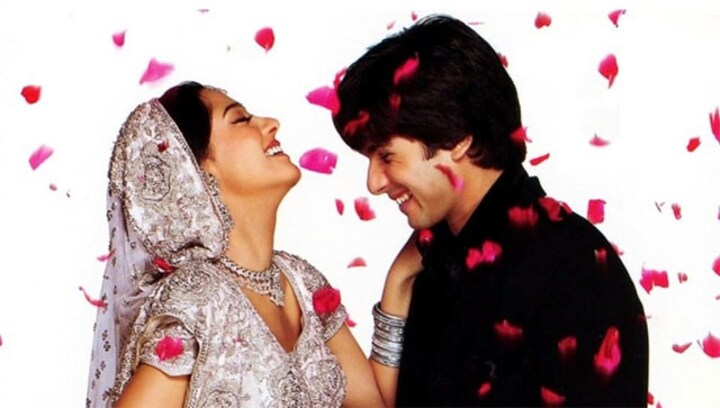16 Years Of Vivah: This Sooraj Barjatya directorial is an ambrosial delight