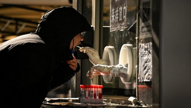 China to shut down Covid tracking app as virus rules ease China to shut down Covid tracking app as virus rules ease