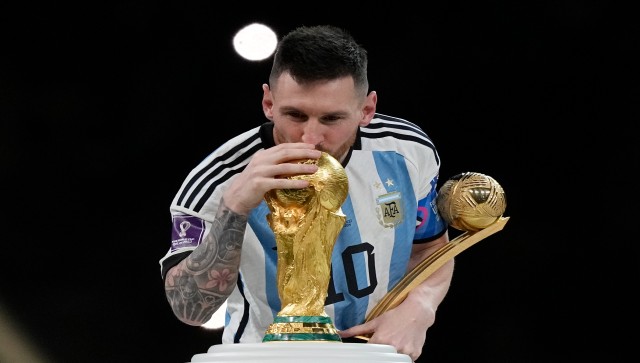 Photos: Lionel Messi orders 24-carat gold iPhones for his World Cup winning Argentina team and staff Photos: Lionel Messi orders 24-carat gold iPhones for his World Cup winning Argentina team and staff