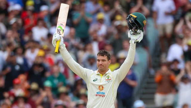India vs Australia: Alex Carey reminds Aussies of Indian pacers' reverse-swing threat India vs Australia: Alex Carey reminds Aussies of Indian pacers' reverse-swing threat