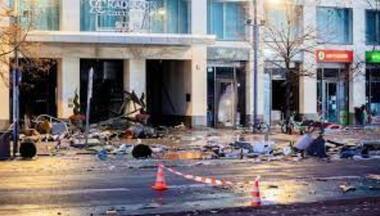 World’s largest aquarium bursts in Berlin, releases flood of fish