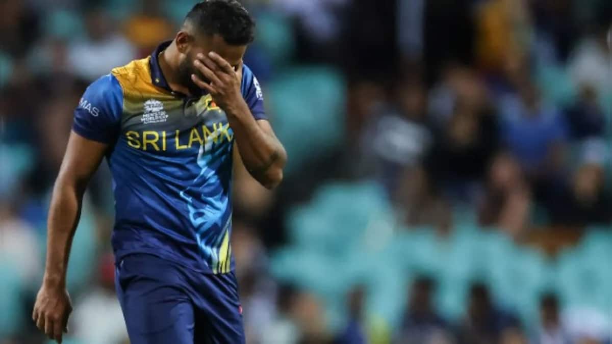 Watch Sri Lankan cricketer Chamika Karunaratne loses 4 teeth while