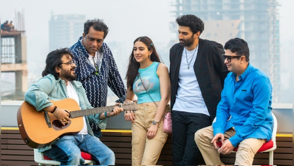 Anurag Basu announces Metro In Dino with Sara Ali Khan, Aditya Roy Kapur and Pritam's music