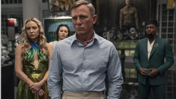 Glass Onion: Bond to Blanc, Daniel Craig’s reinvention continues in the Knives Out mystery-verse