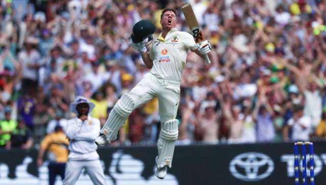 Australia vs South Africa: David Warner retires in pain after making 200 runs in 100th Test as Porteas struggle Australia vs South Africa: David Warner retires in pain after making 200 runs in 100th Test as Porteas struggle