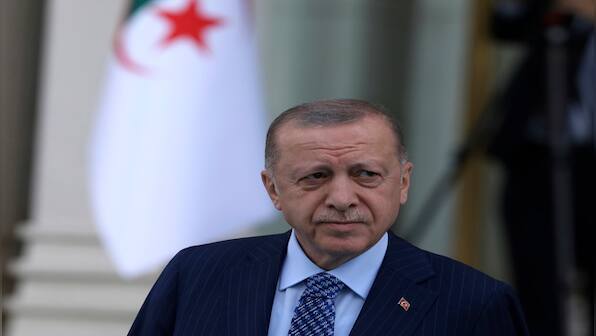 Erdogan starts speaking tough on Greece as elections approach