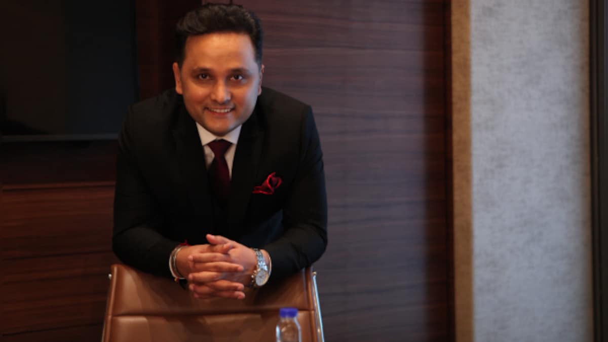 A good balance between the heart and the mind is especially important for a successful life: Amish Tripathi