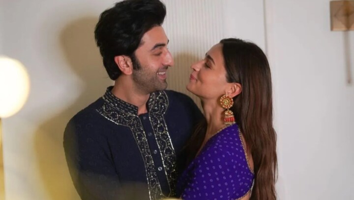 Unseen photo from Ranbir Kapoor's proposal to Alia Bhatt goes viral