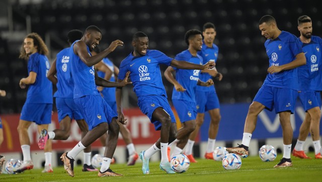 Kylian Mbappe and Les Bleus call for end to violence in France Kylian Mbappe and Les Bleus call for end to violence in France
