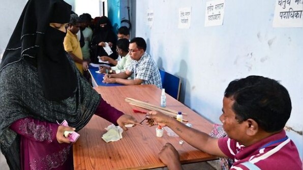 Gujarat: Clash between supporters of Congress, BJP candidates in Danta Assembly seat on poll eve; cross FIRs lodged