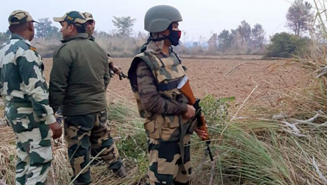 BSF, Rangers exchange fire at India-Pakistan in Rajasthan BSF, Rangers exchange fire at India-Pakistan in Rajasthan