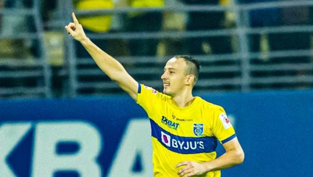 ISL 2022-23: Kerala Blasters FC notch up fifth successive win as they beat Bengaluru FC 3-2 ISL 2022-23: Kerala Blasters FC notch up fifth successive win as they beat Bengaluru FC 3-2